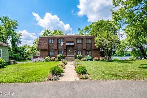 31 Riverside Avenue Rensselaer NY 12144