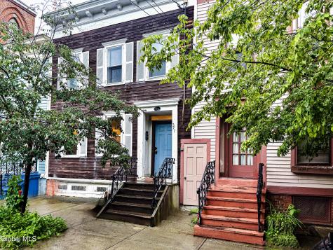 377 Hamilton Street Albany NY 12210