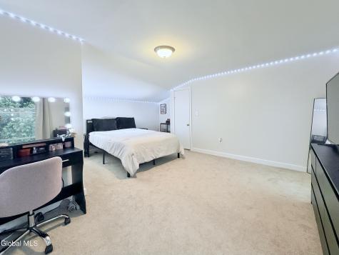 377 Hamilton Street Albany NY 12210