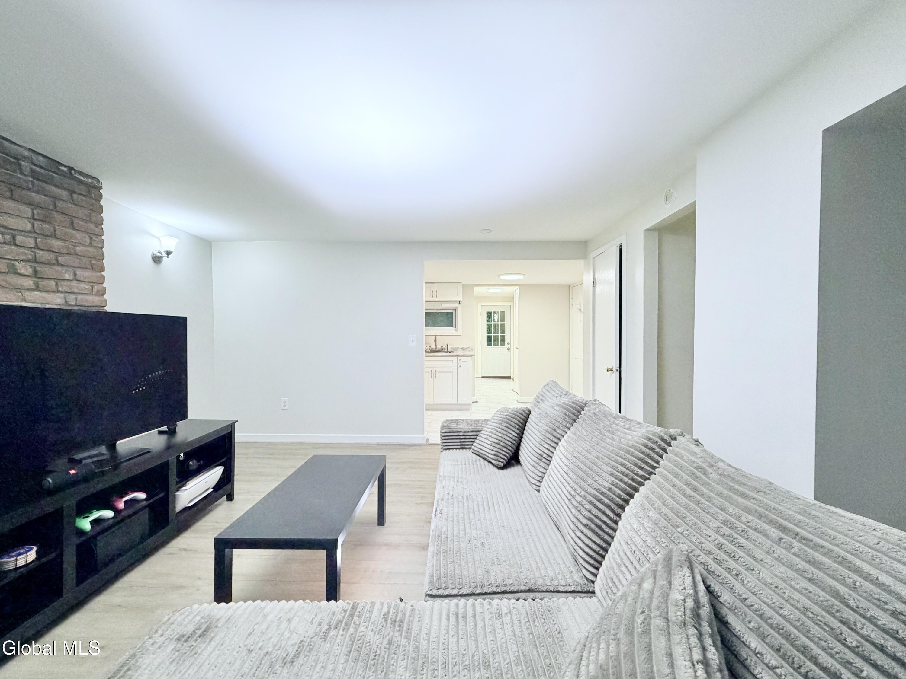 377 Hamilton Street Albany NY 12210