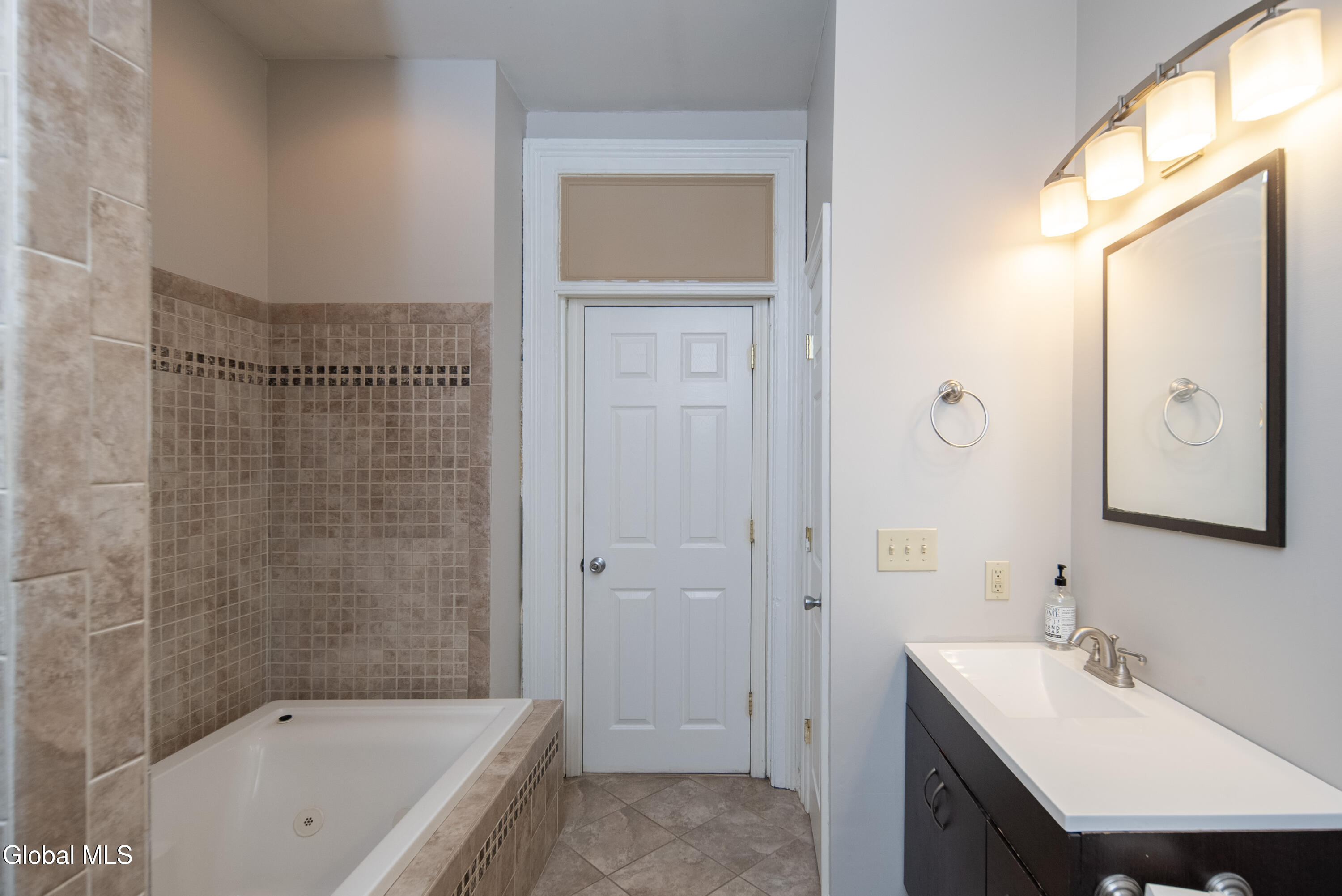 347 Hudson Avenue Albany NY 12210