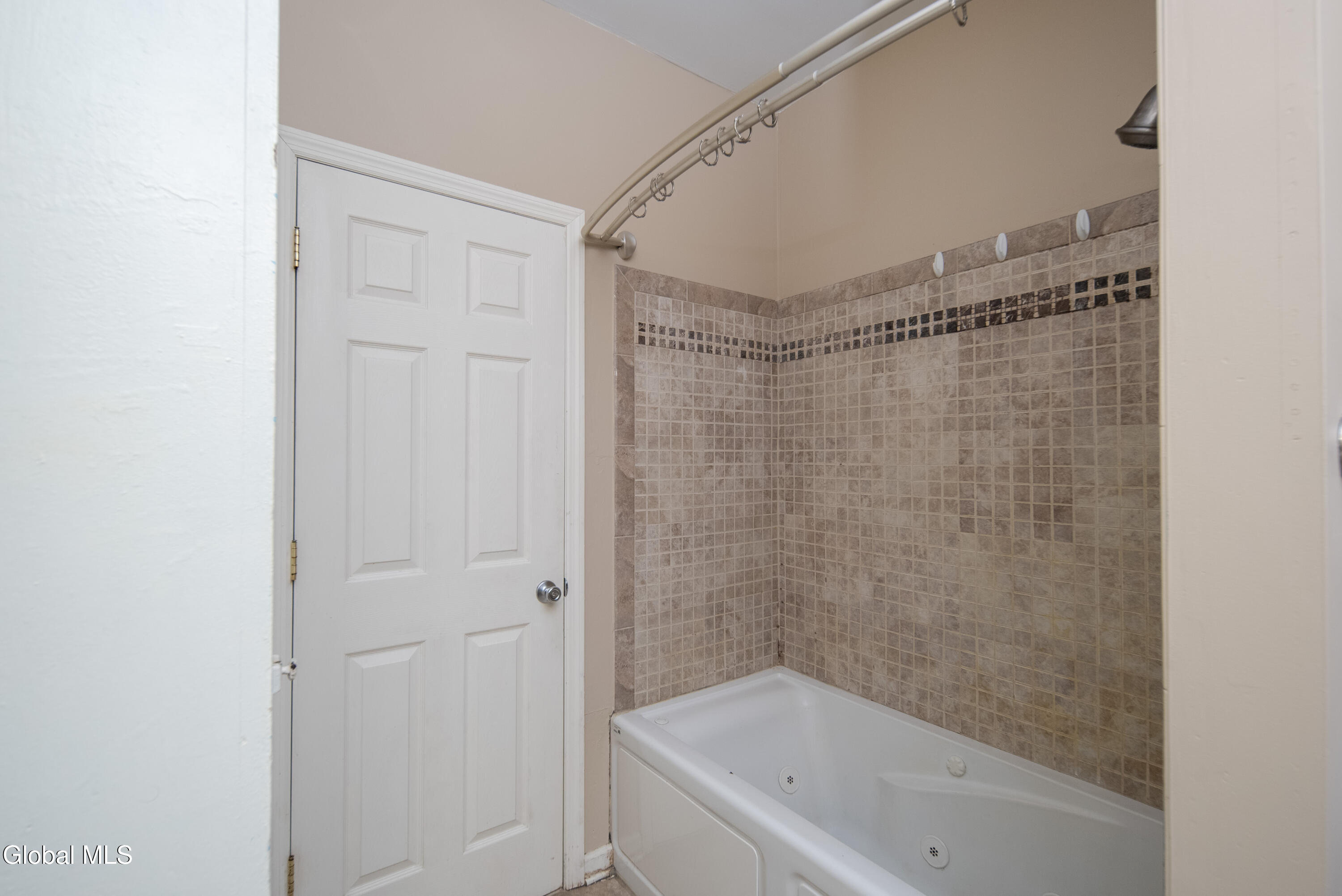 347 Hudson Avenue Albany NY 12210