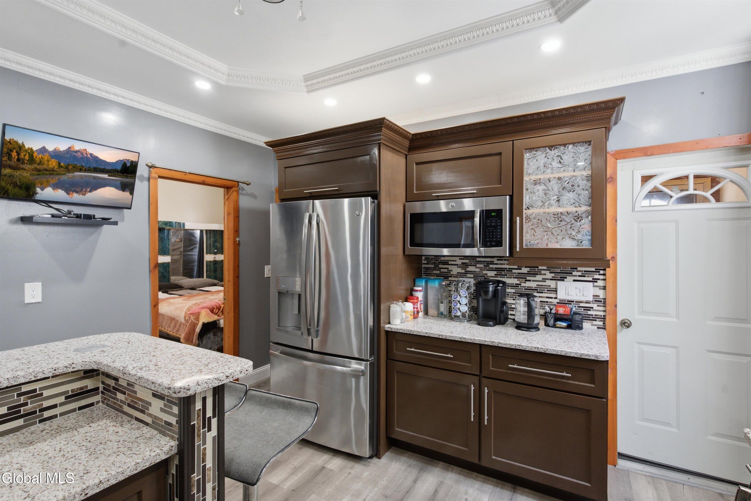 825 Lincoln Avenue Schenectady NY 12307