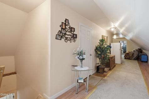 825 Lincoln Avenue Schenectady NY 12307