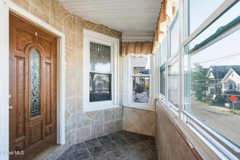 825 Lincoln Avenue Schenectady NY 12307