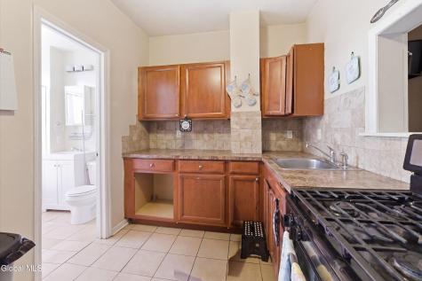 52 Park Avenue Albany NY 12202