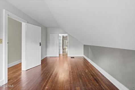 271 Brandle Road Altamont NY 12009