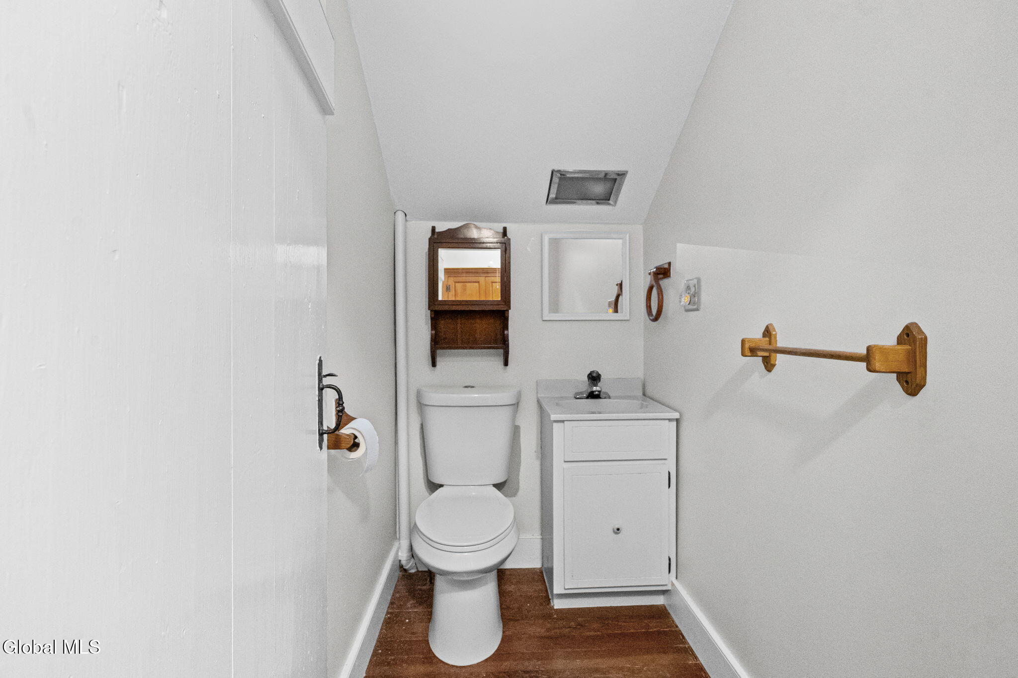 271 Brandle Road Altamont NY 12009