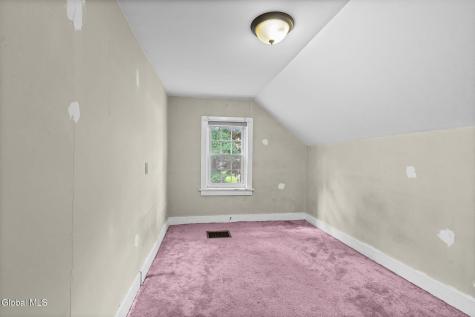 271 Brandle Road Altamont NY 12009