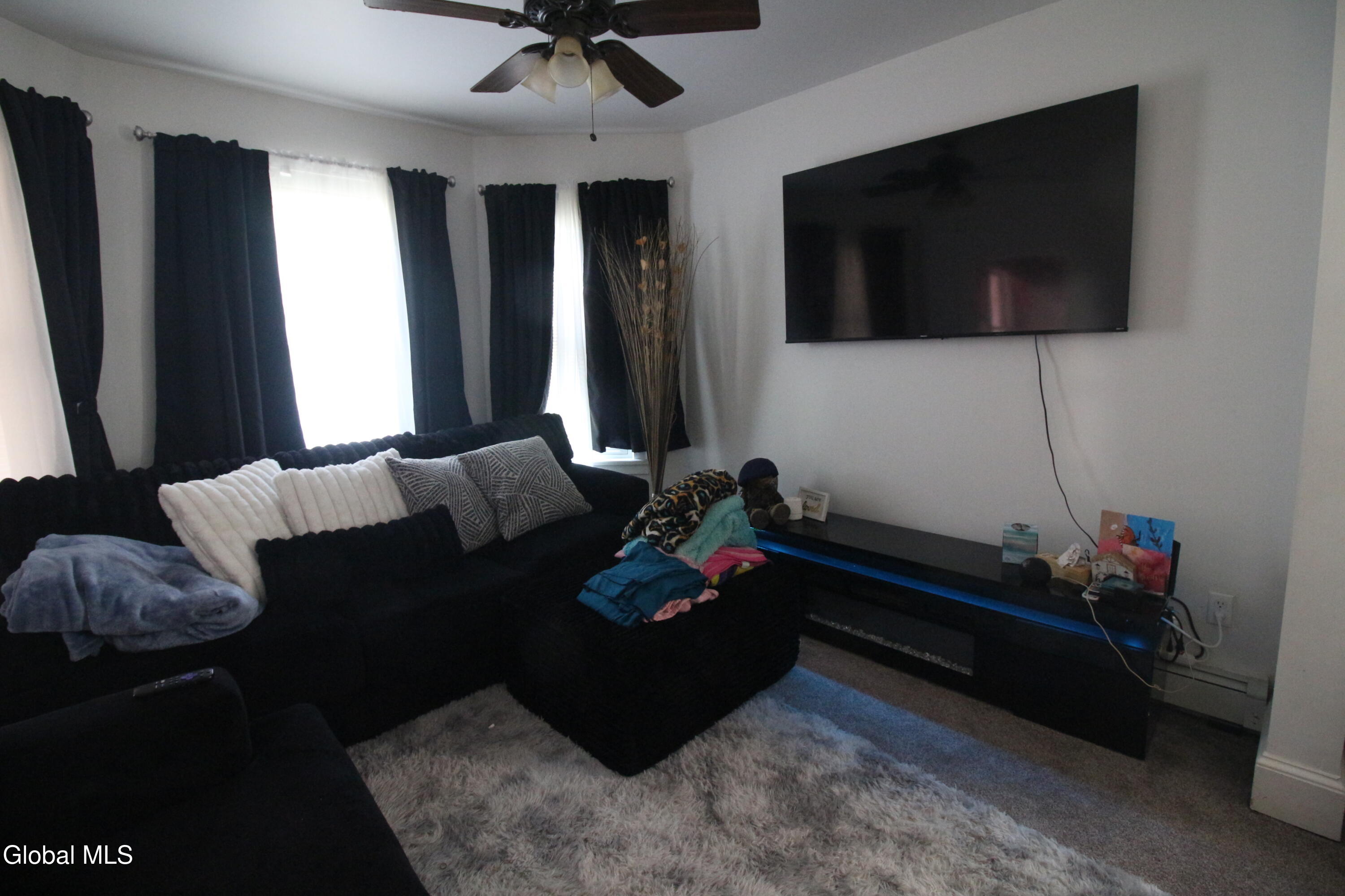 1906 Campbell Avenue Schenectady NY 12306