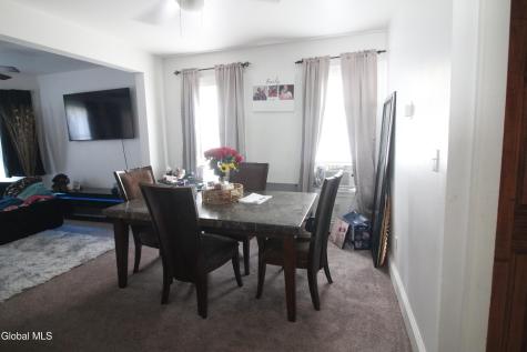 1906 Campbell Avenue Schenectady NY 12306