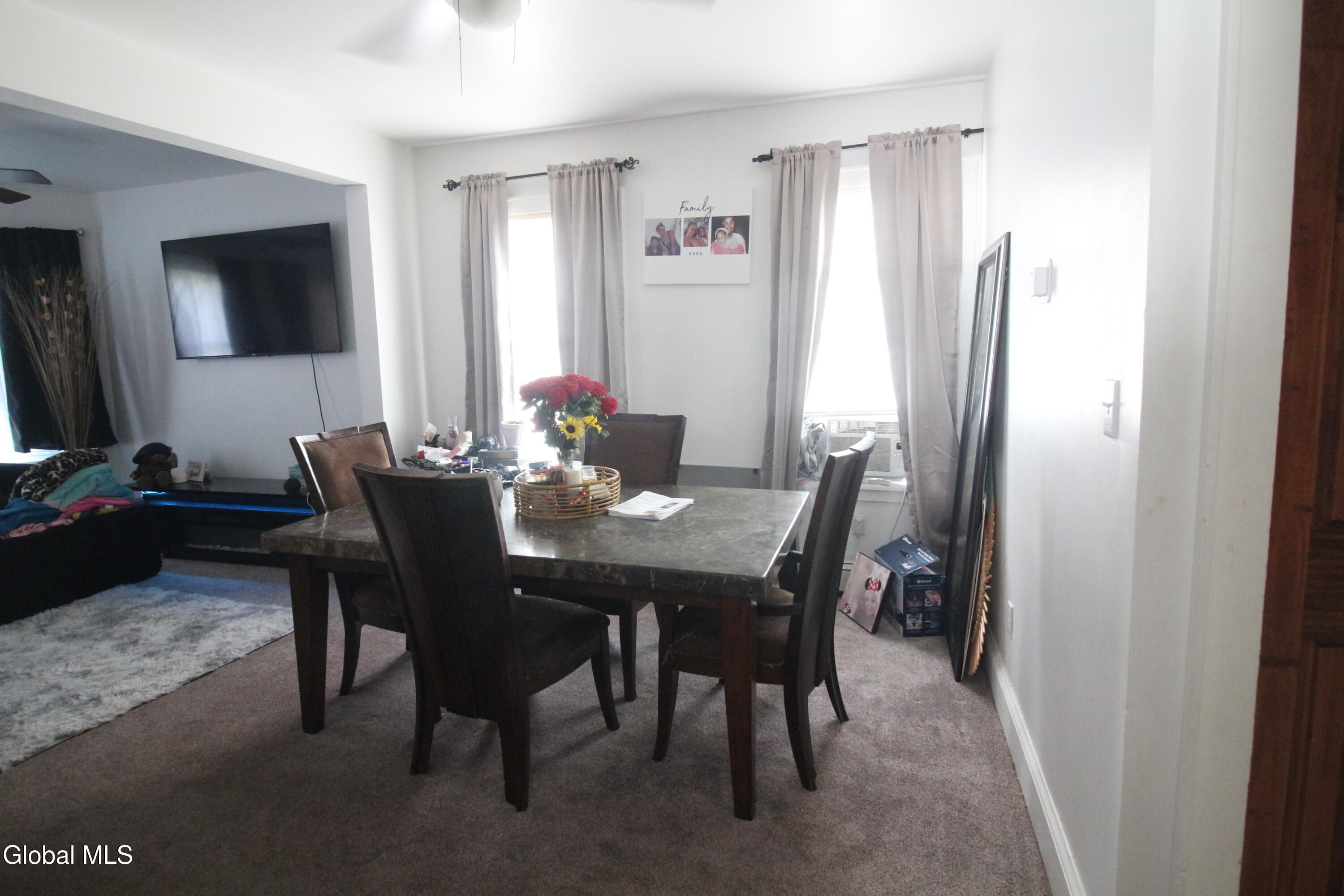1906 Campbell Avenue Schenectady NY 12306