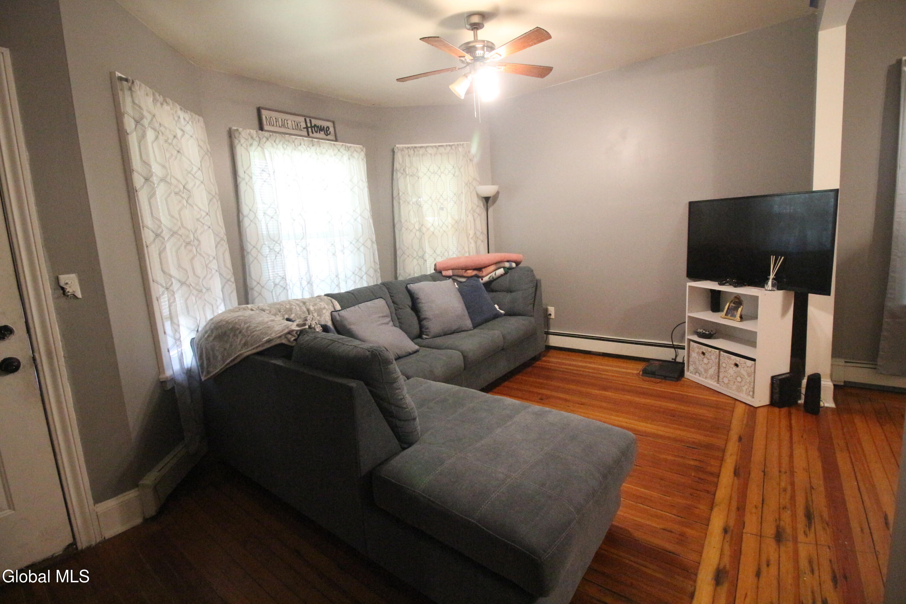 1906 Campbell Avenue Schenectady NY 12306