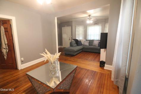 1906 Campbell Avenue Schenectady NY 12306