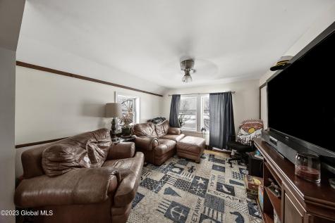 774 Nys Route 9p Saratoga Springs NY 12866