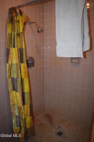 23 Catallo Drive Waterford NY 12188