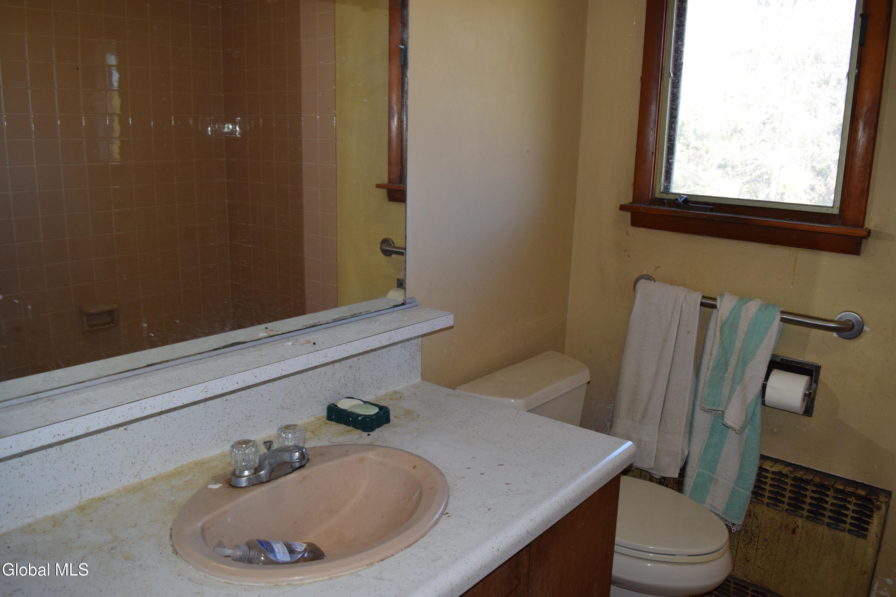 23 Catallo Drive Waterford NY 12188