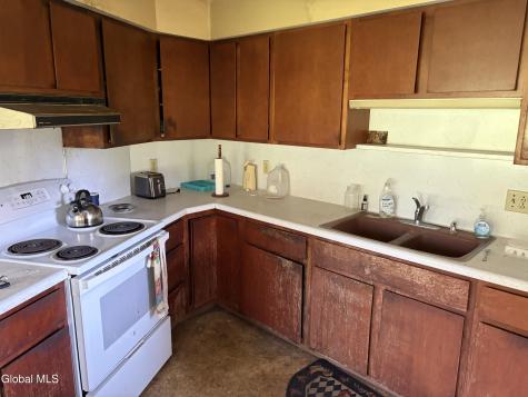 23 Catallo Drive Waterford NY 12188
