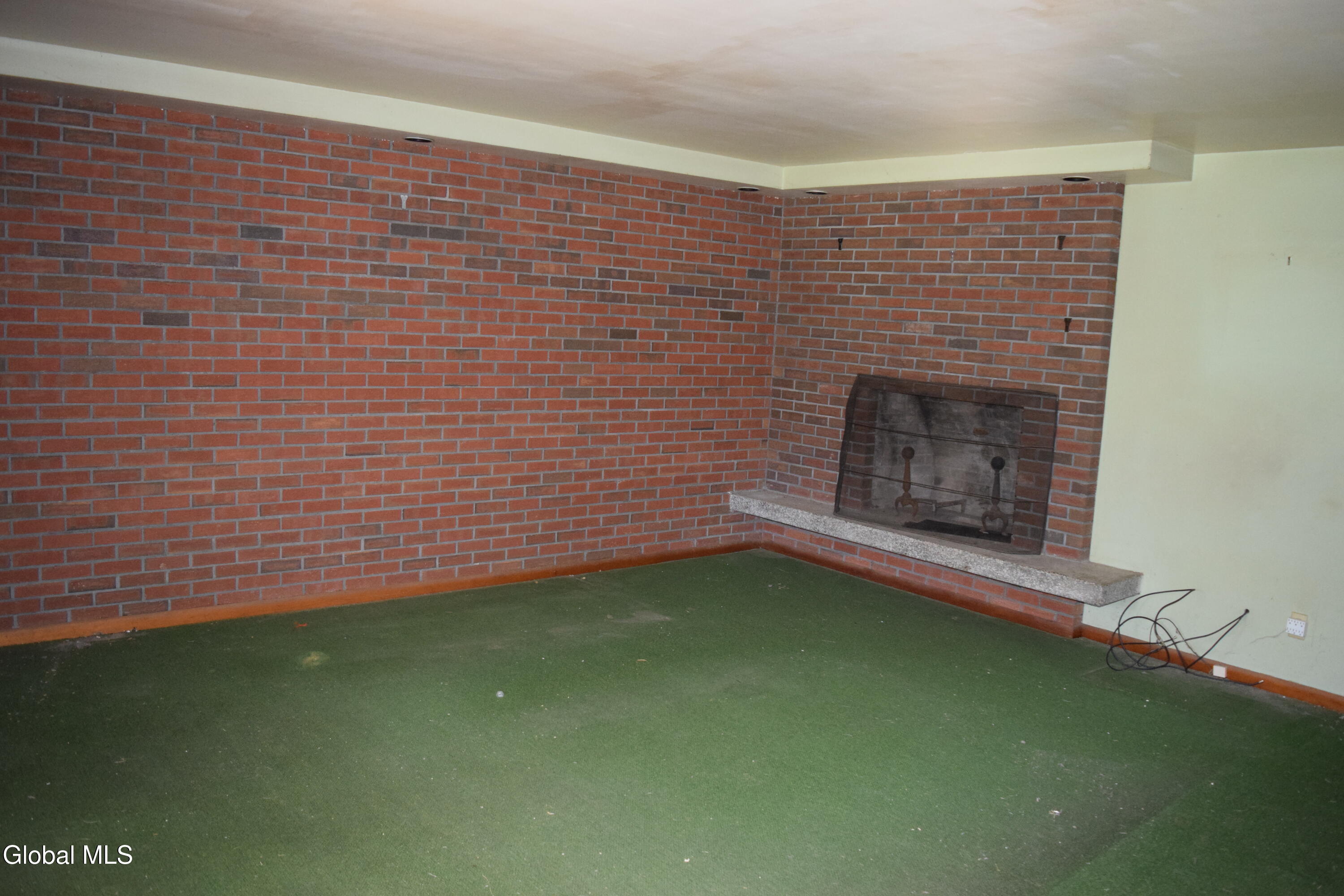 23 Catallo Drive Waterford NY 12188
