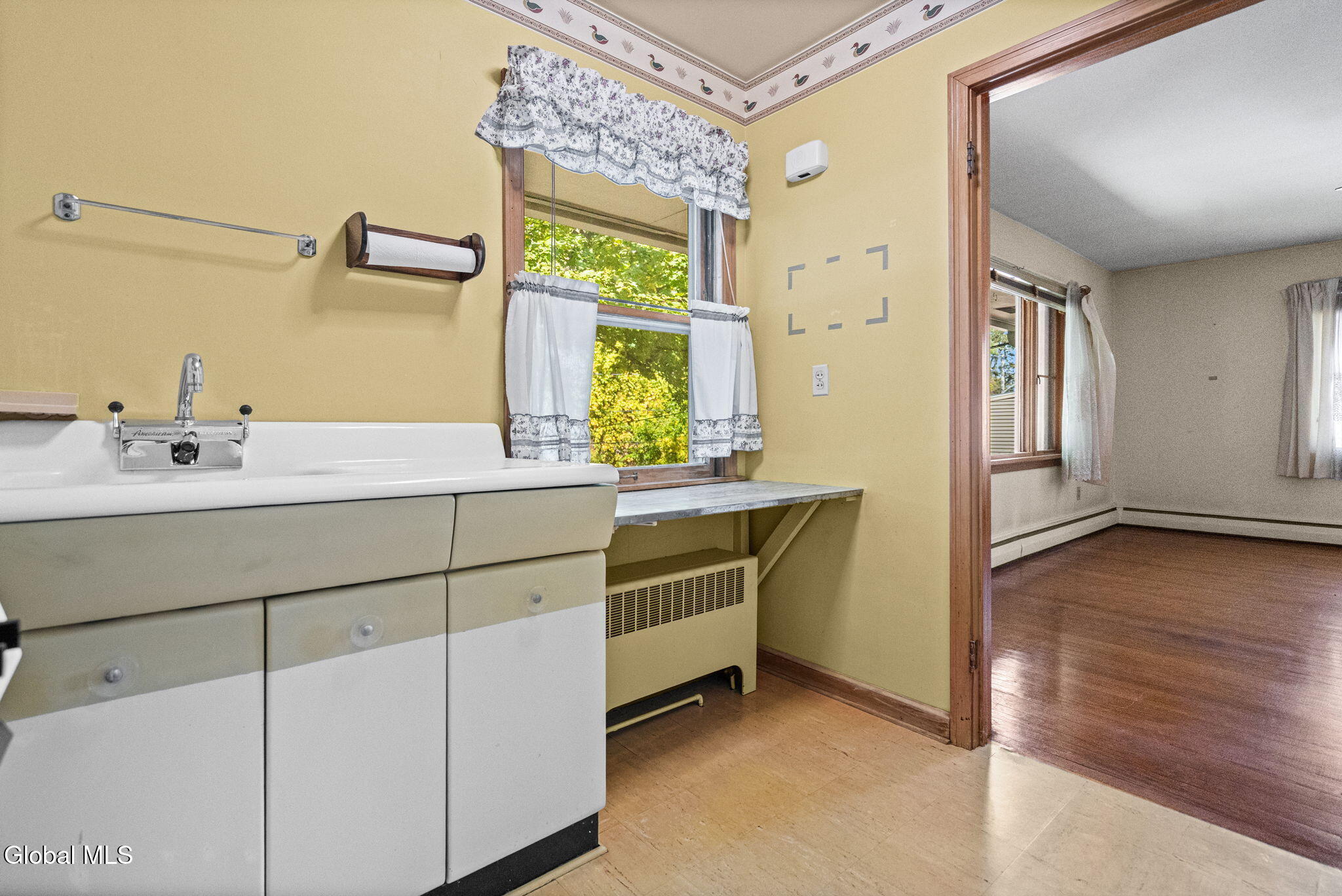 10 Pine Street Albany NY 12203