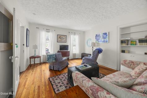 823 Warren Street Hudson NY 12534