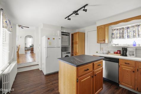 823 Warren Street Hudson NY 12534
