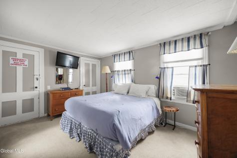 823 Warren Street Hudson NY 12534