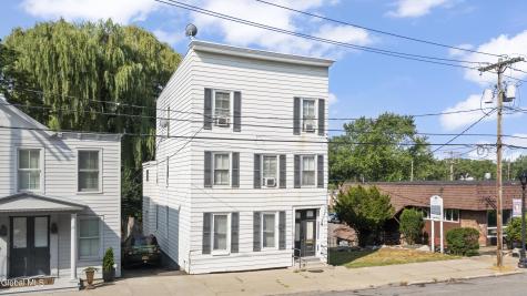 823 Warren Street Hudson NY 12534