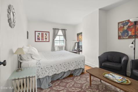 823 Warren Street Hudson NY 12534