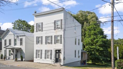 823 Warren Street Hudson NY 12534
