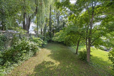 823 Warren Street Hudson NY 12534