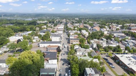 823 Warren Street Hudson NY 12534