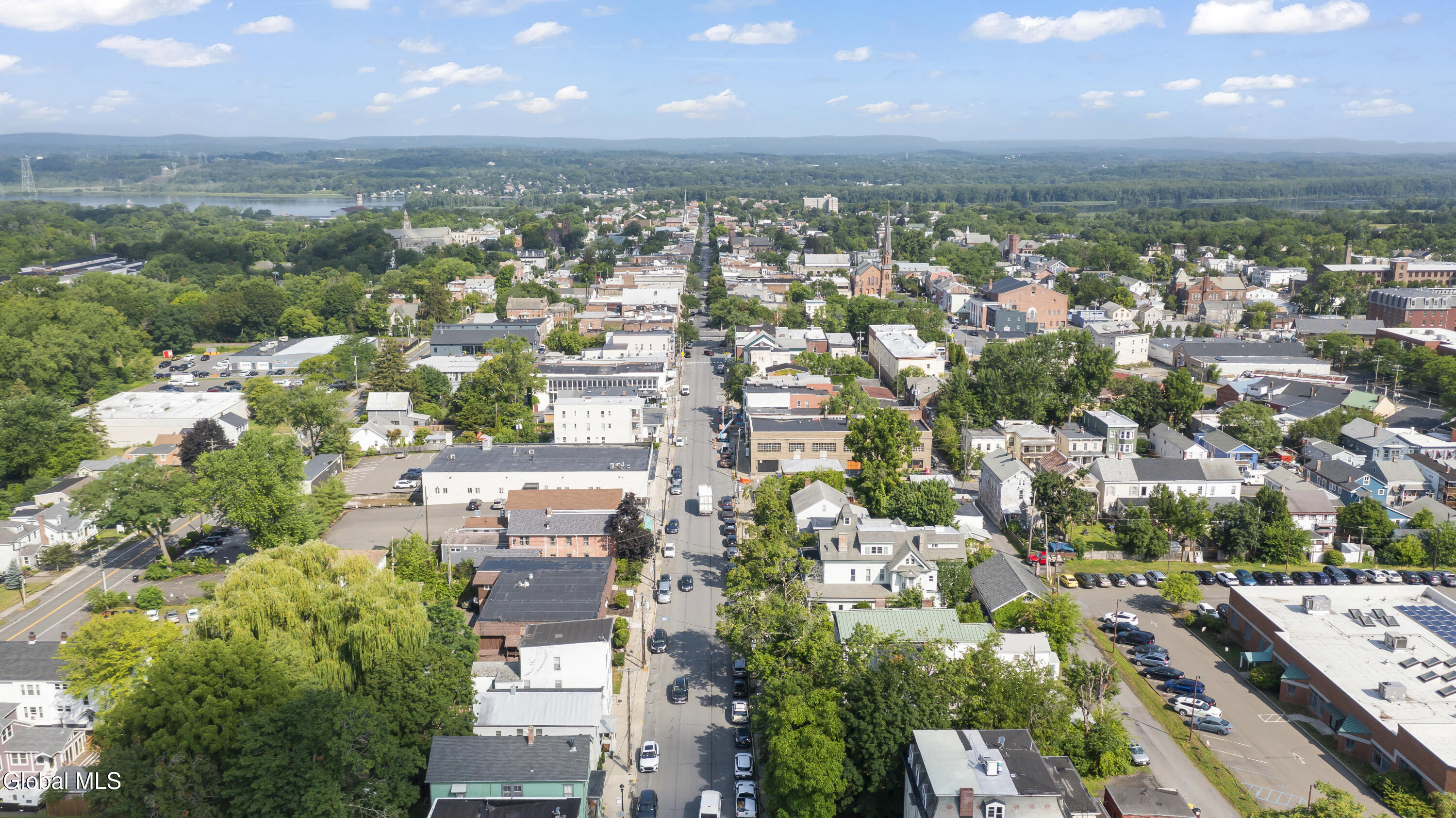 823 Warren Street Hudson NY 12534