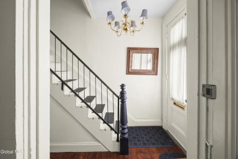 823 Warren Street Hudson NY 12534
