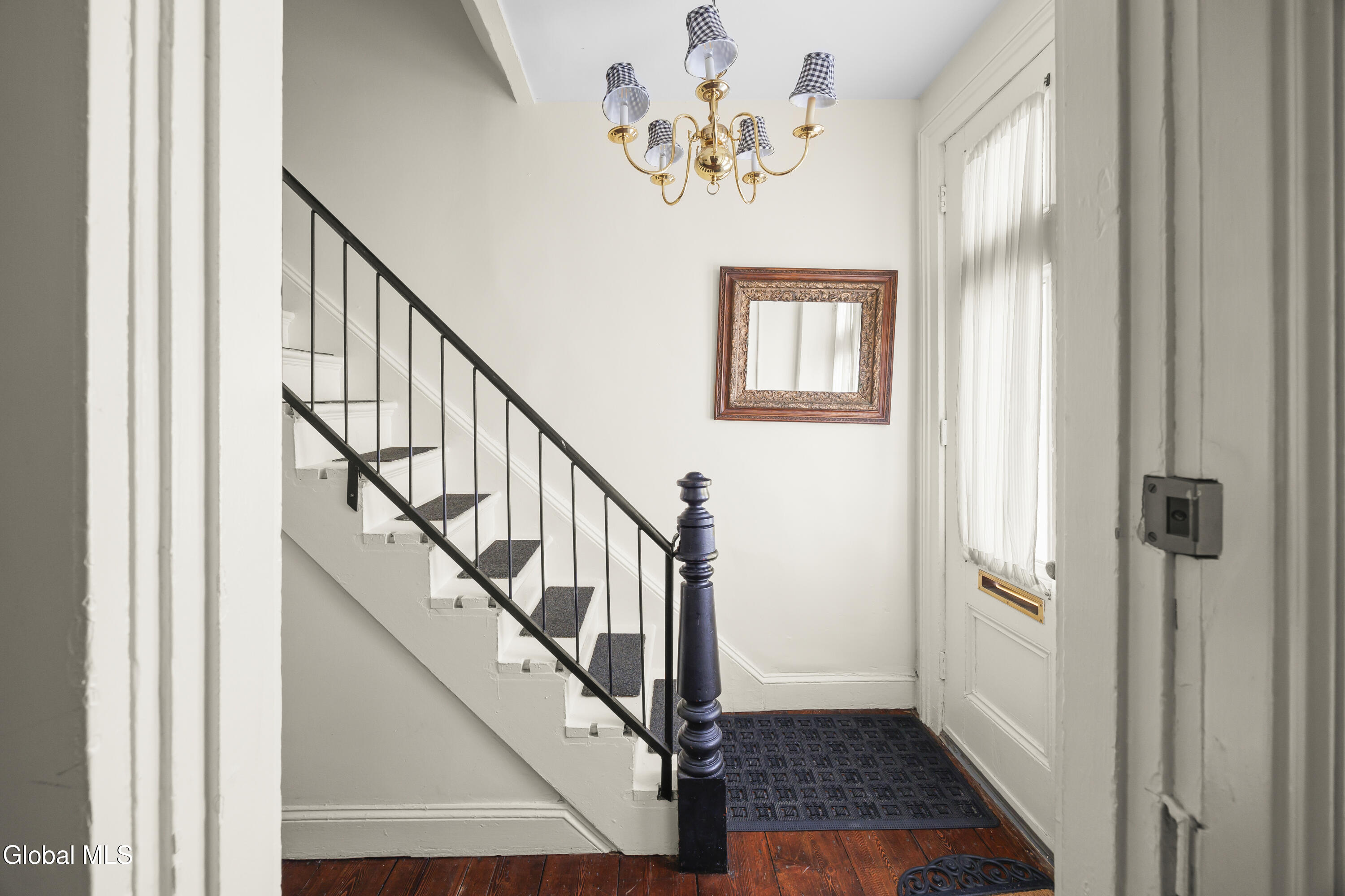 823 Warren Street Hudson NY 12534
