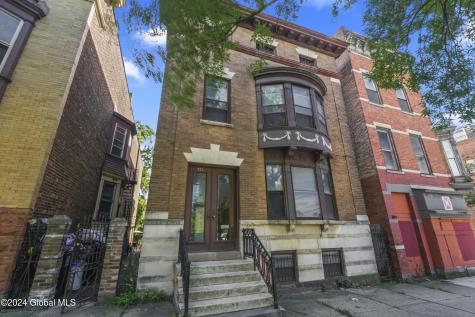 552 Madison Avenue Albany NY 12208