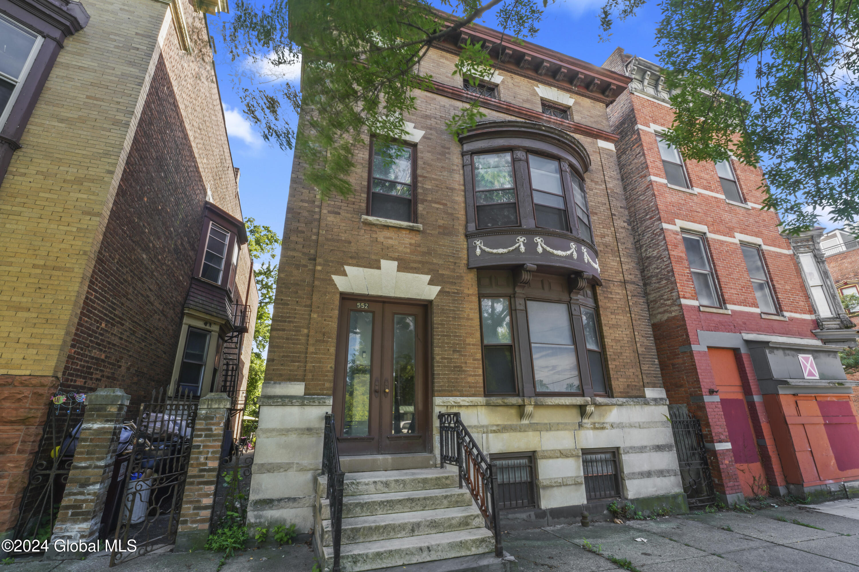 552 Madison Avenue Albany NY 12208