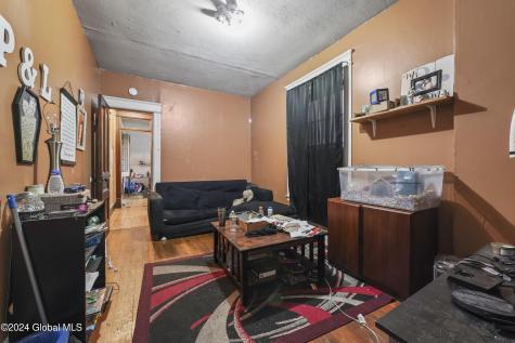 552 Madison Avenue Albany NY 12208