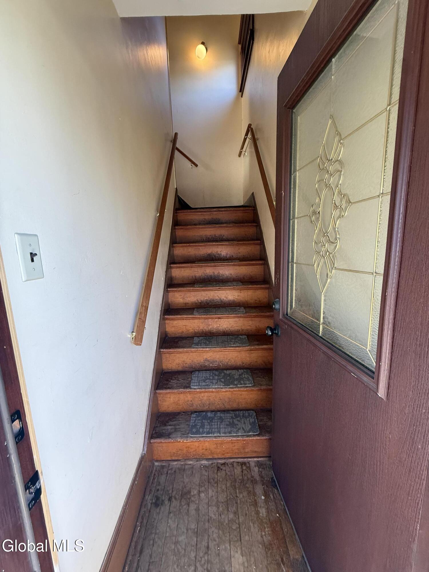 19 Newman Street Gloversville NY 12078