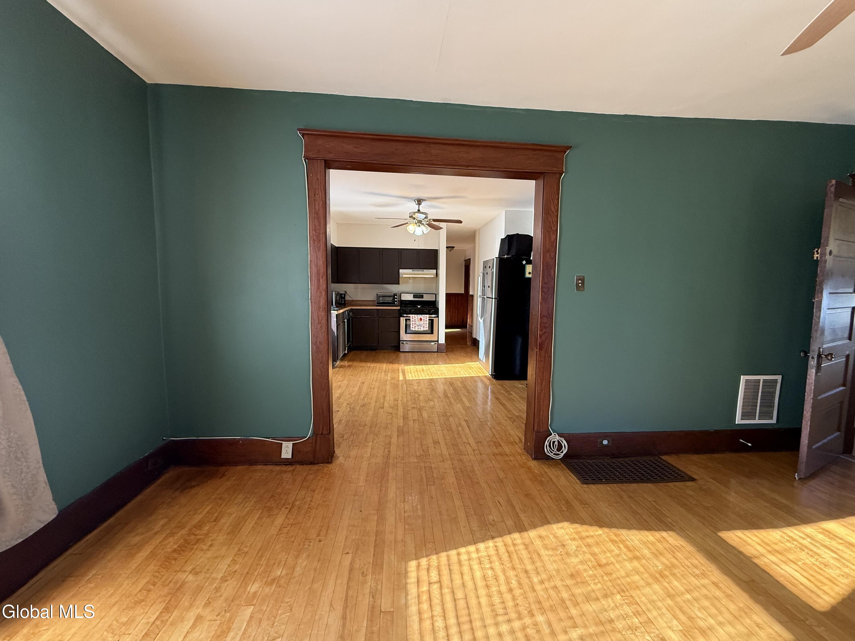 19 Newman Street Gloversville NY 12078