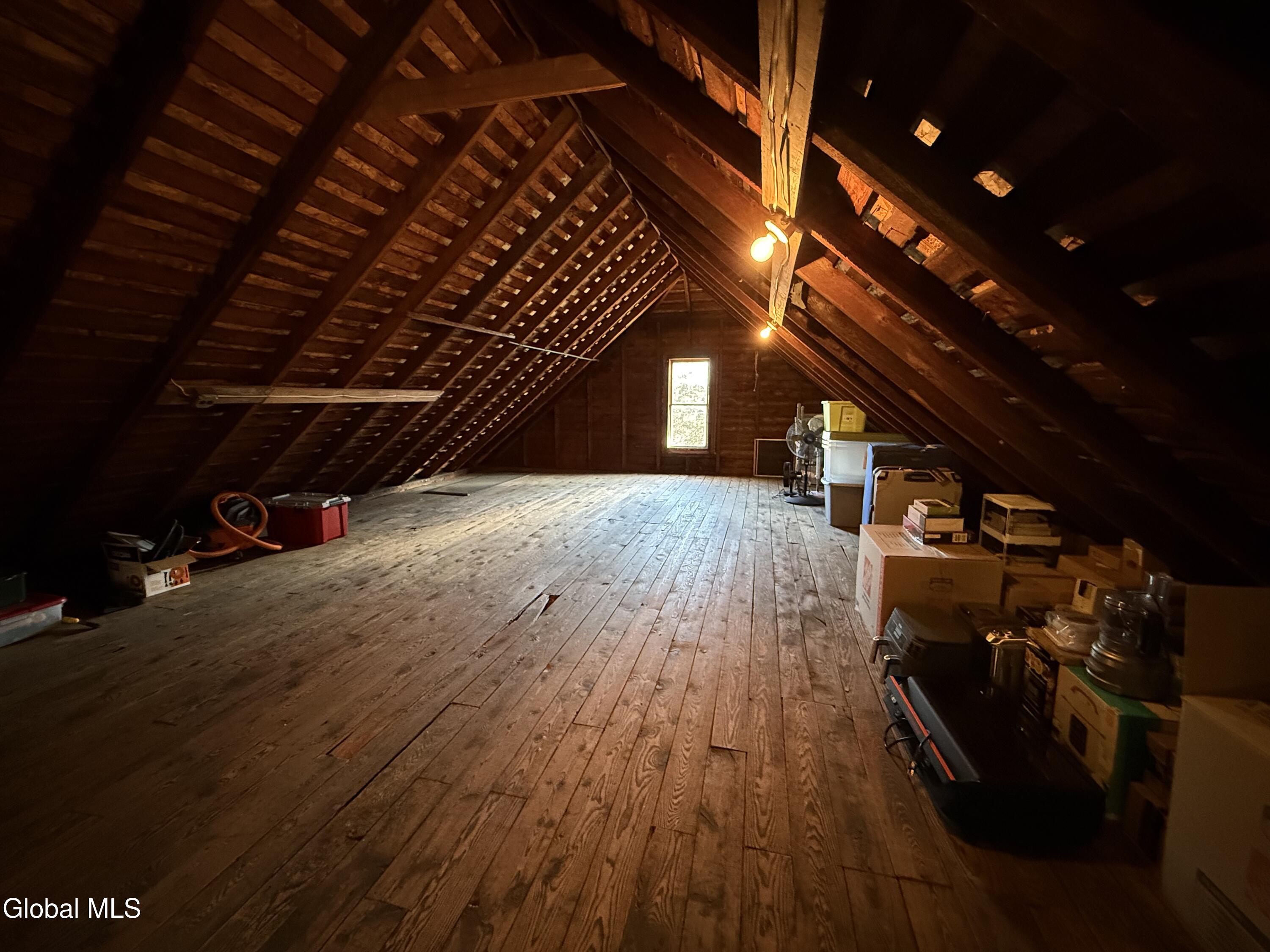 19 Newman Street Gloversville NY 12078