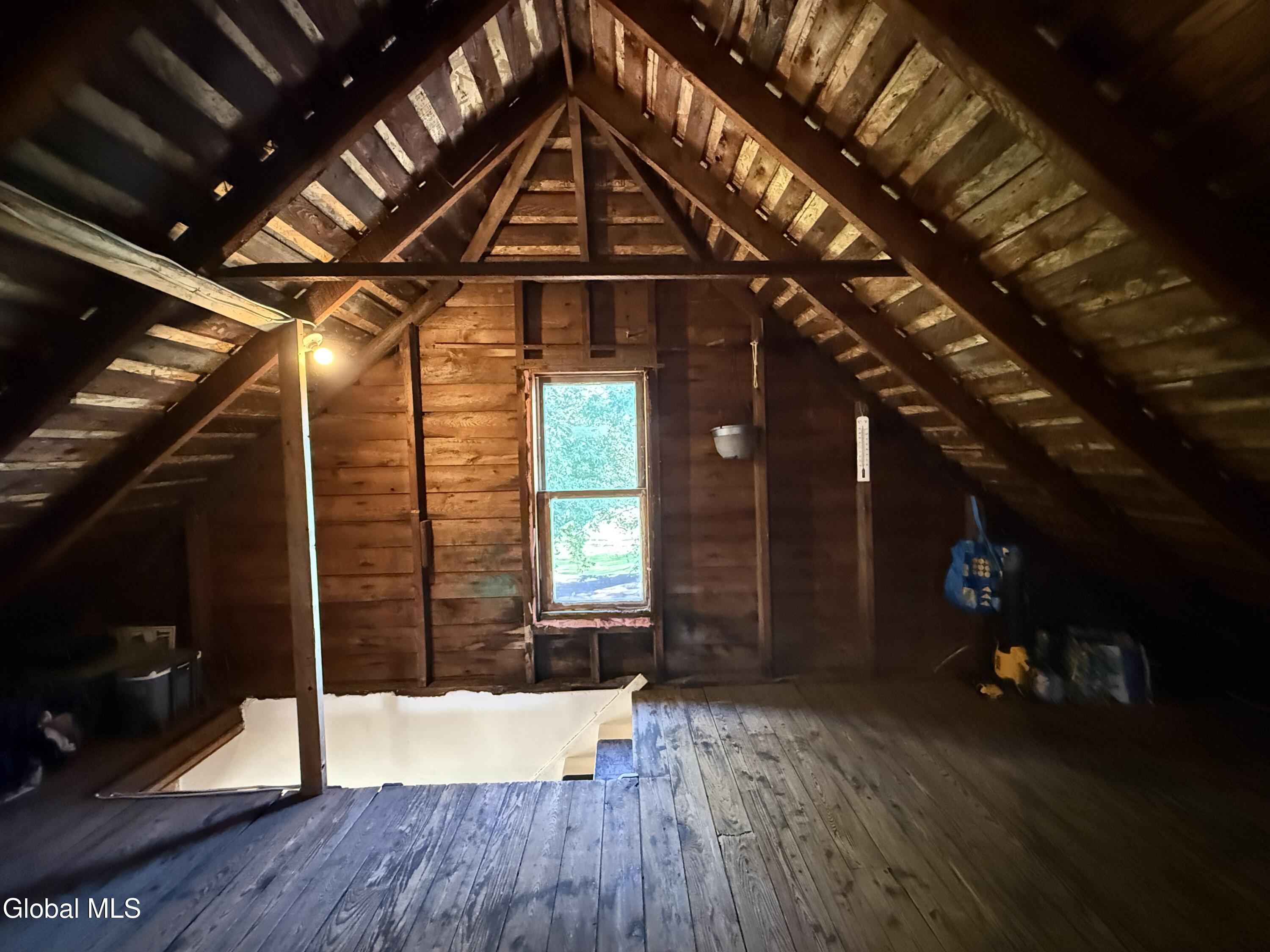 19 Newman Street Gloversville NY 12078