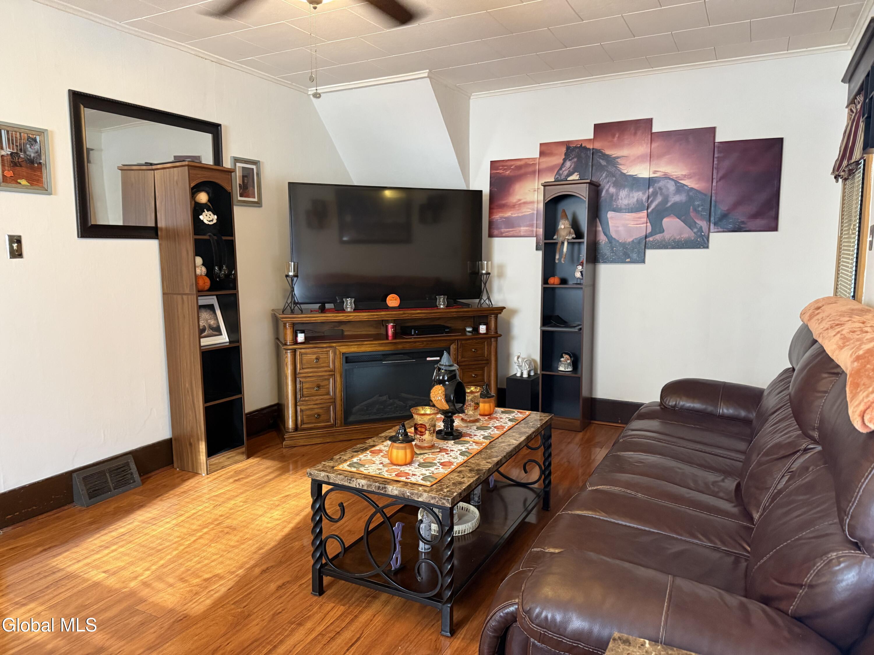 19 Newman Street Gloversville NY 12078