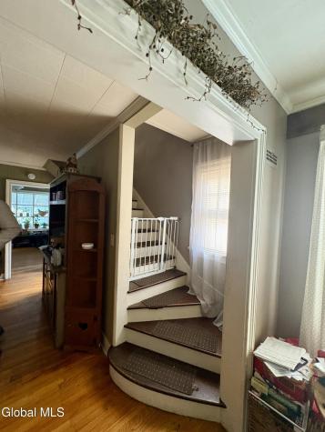 142 2nd Avenue Gloversville NY 12078