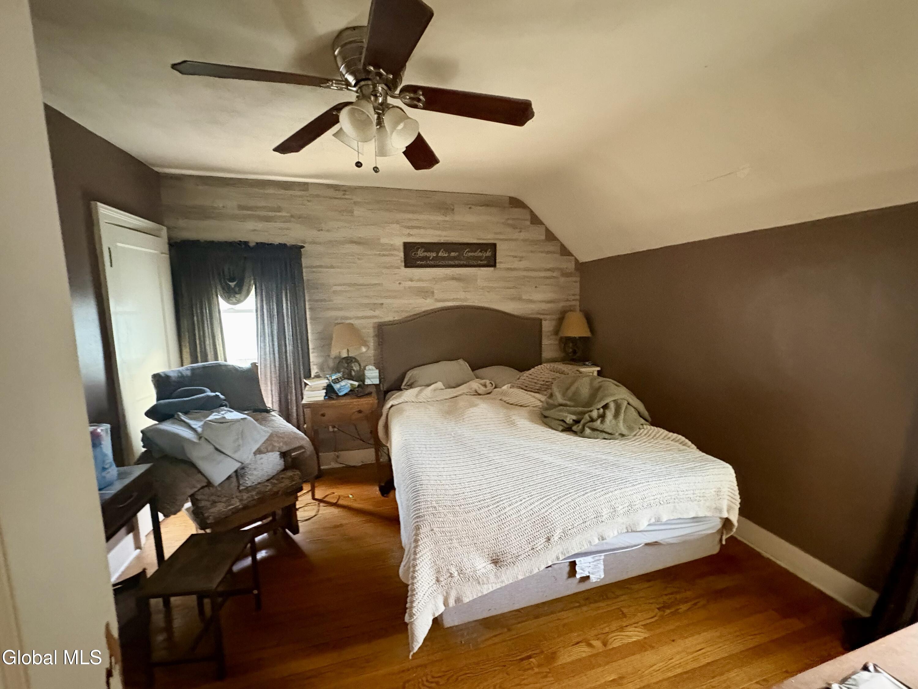 142 2nd Avenue Gloversville NY 12078