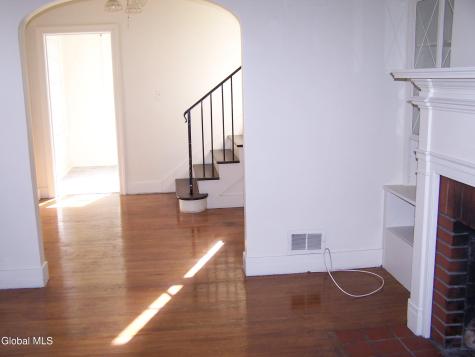 142 2nd Avenue Gloversville NY 12078