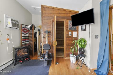 64 Elm Street Albany NY 12203