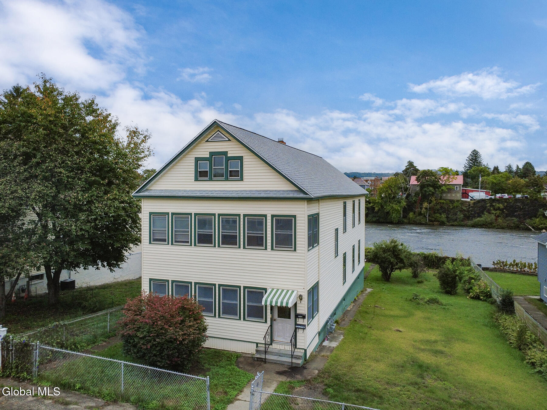 36 Kosciusko Avenue Cohoes NY 12047
