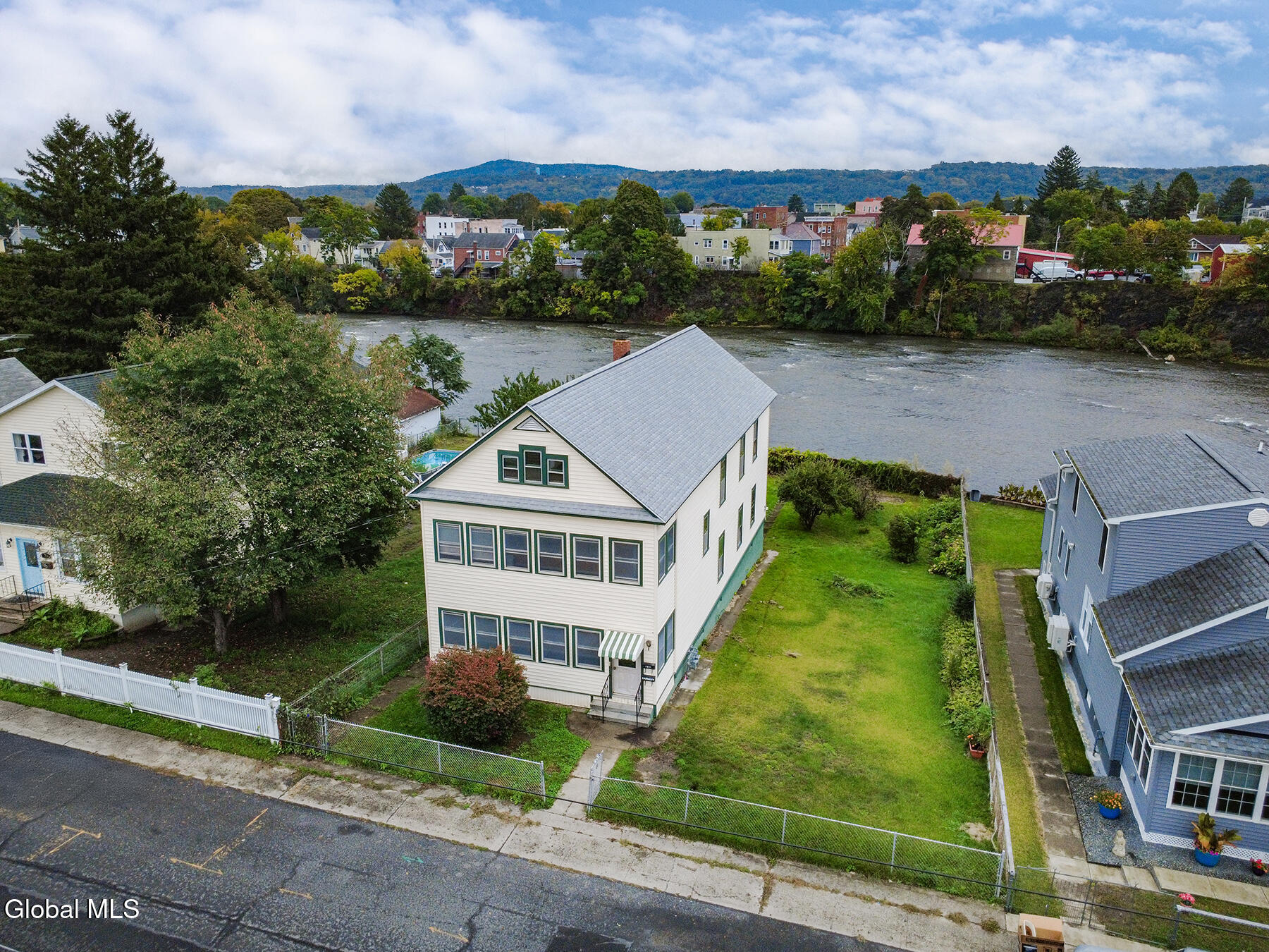 36 Kosciusko Avenue Cohoes NY 12047
