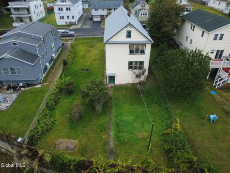36 Kosciusko Avenue Cohoes NY 12047